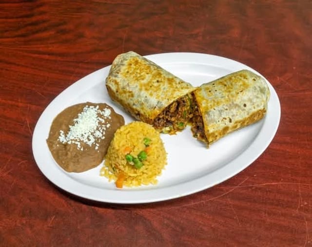 Cena De Burrito / Burrito Dinner.