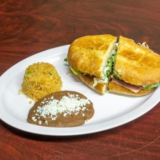 Cena De Torta / Torta Dinner